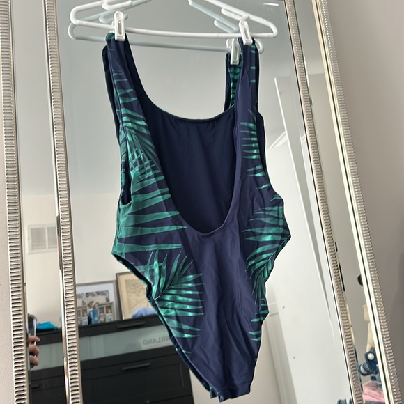 Aerie low back swim suit worn once size L tropical floral - Picture 2 of 3